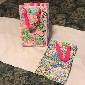 Lilly gold letter party bags